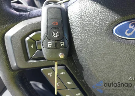 2016 Ford F-150 Xlt из США, поврежденный, VIN 1FTFW1EG8GKF71674